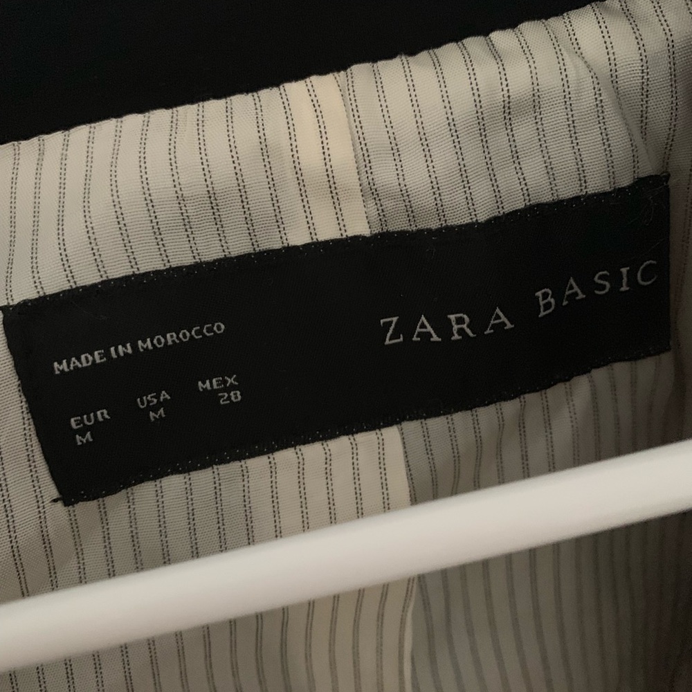 Zara Basic Blazer Size Medium - image 3